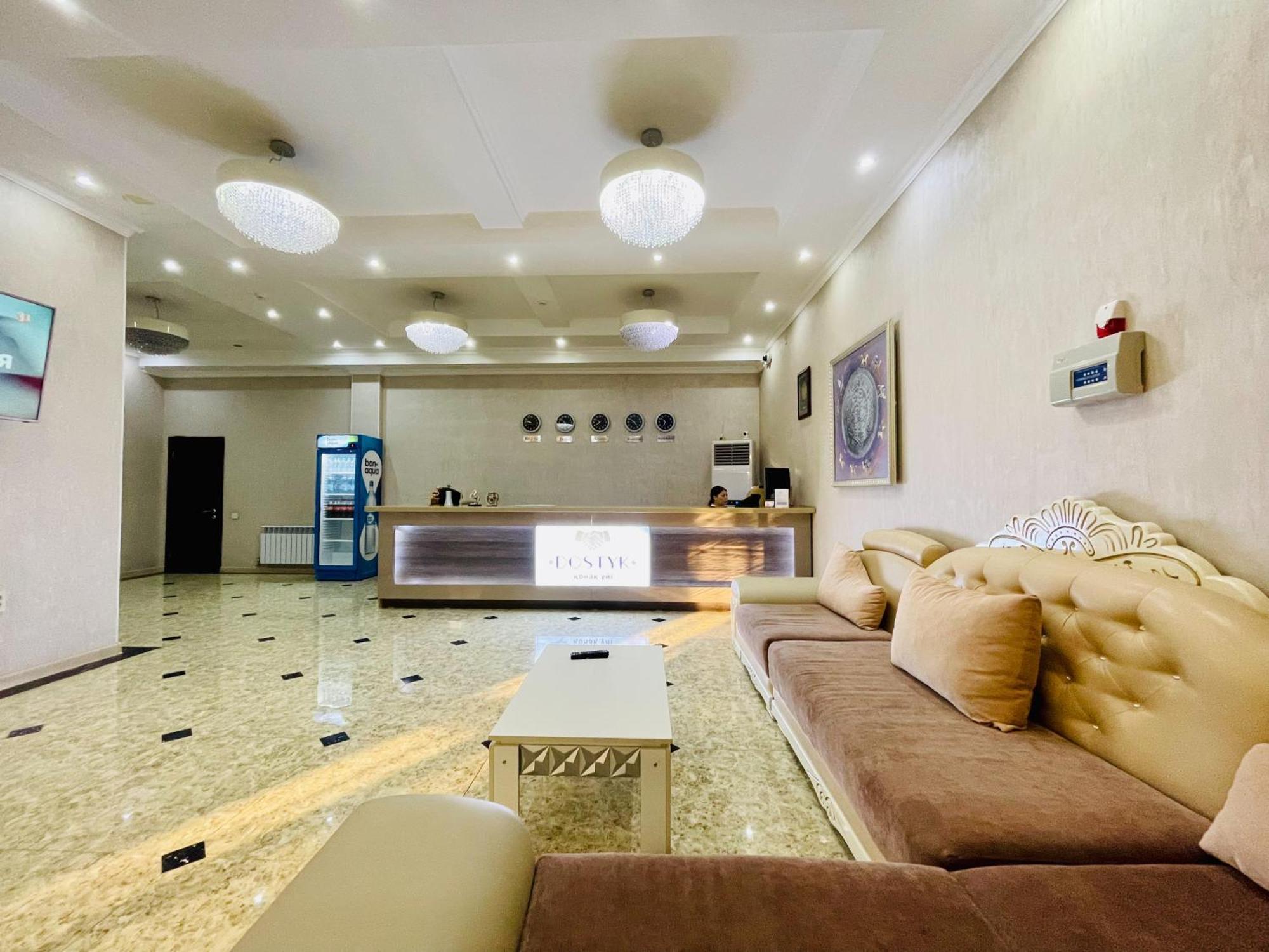 Dostyk Hotel Kîzîlorda Exterior foto