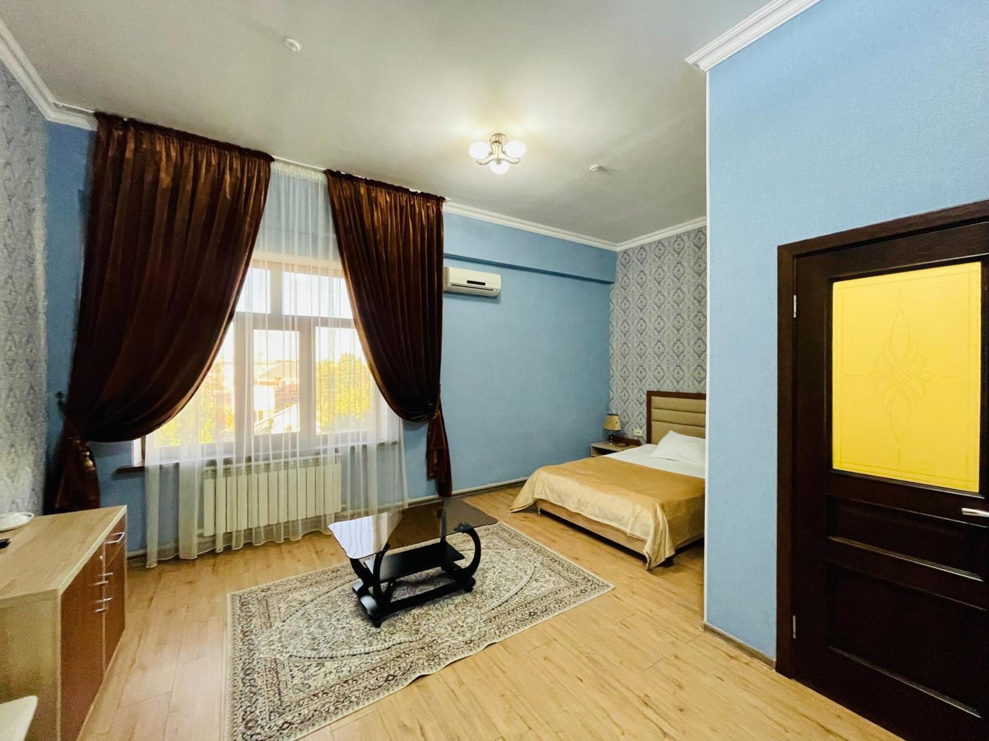 Dostyk Hotel Kîzîlorda Exterior foto