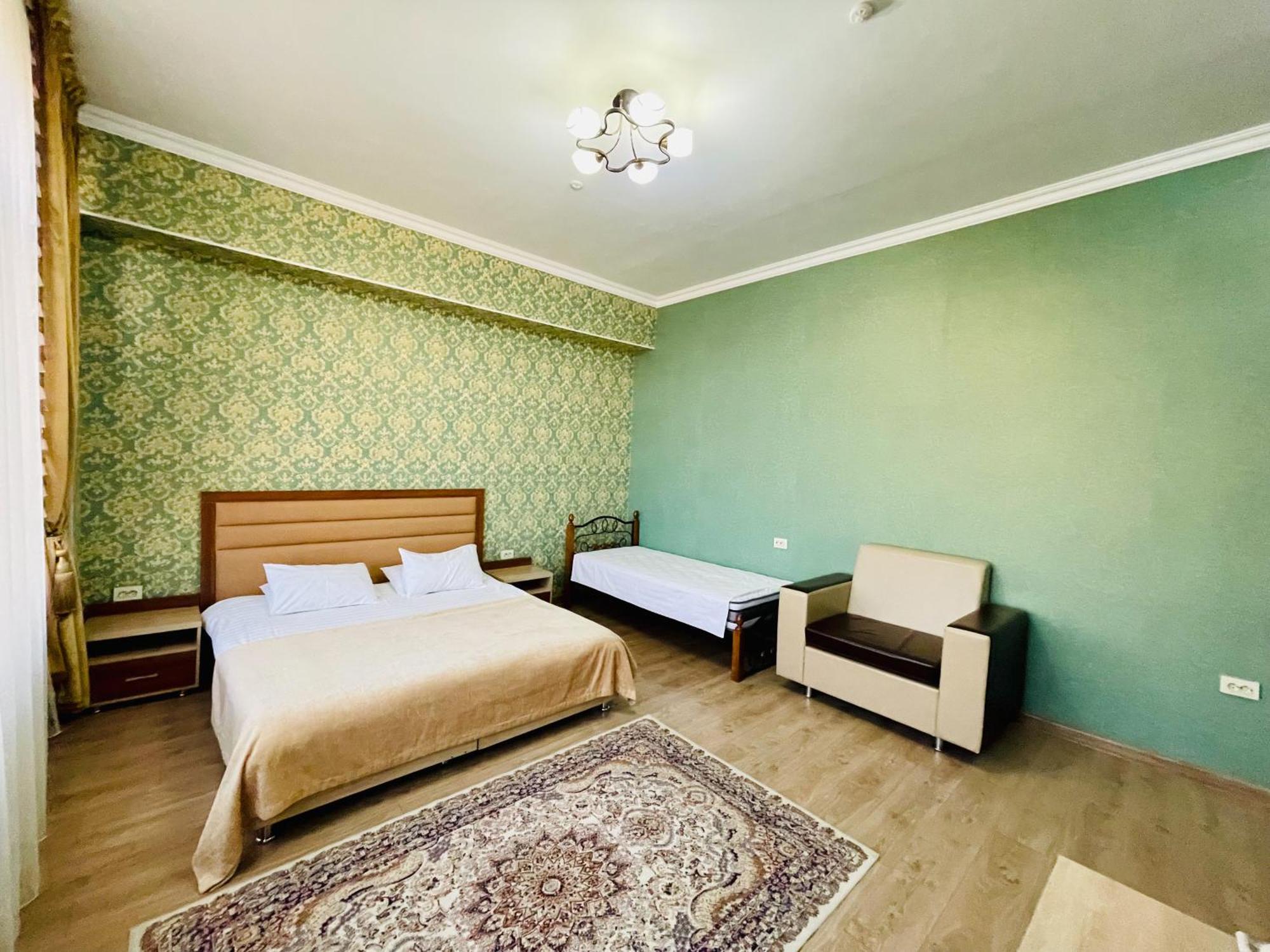 Dostyk Hotel Kîzîlorda Exterior foto