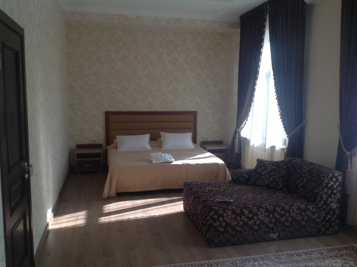 Dostyk Hotel Kîzîlorda Exterior foto